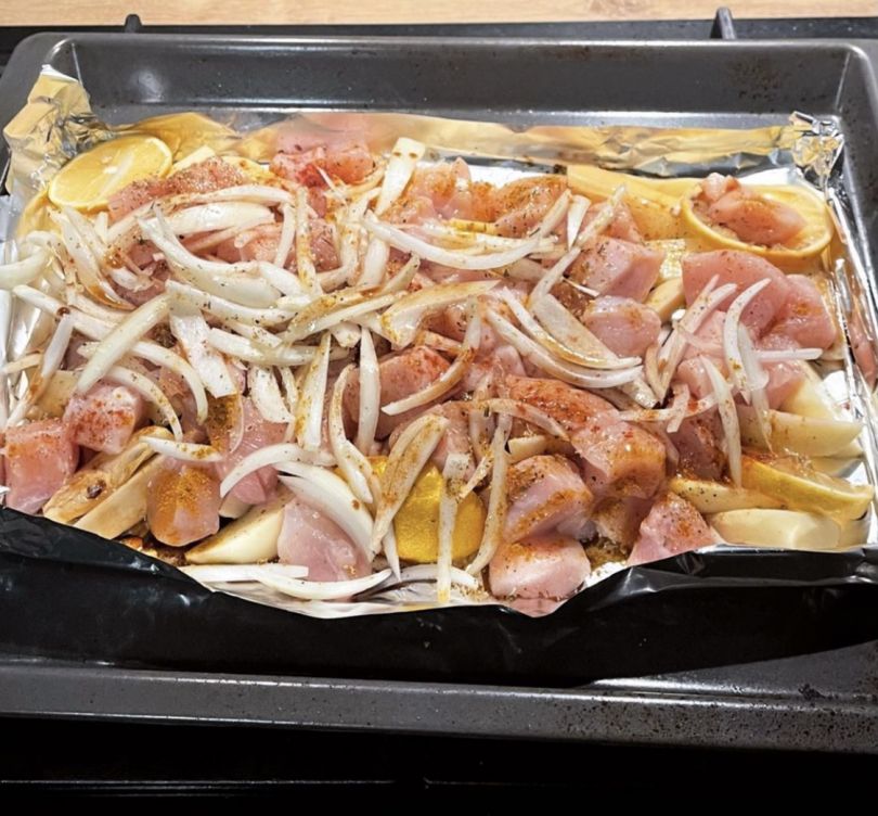 Запеченный картофель с курицей